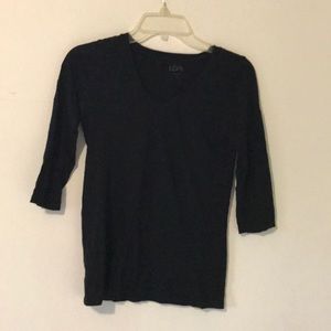 V neck black 3/4 sleeve